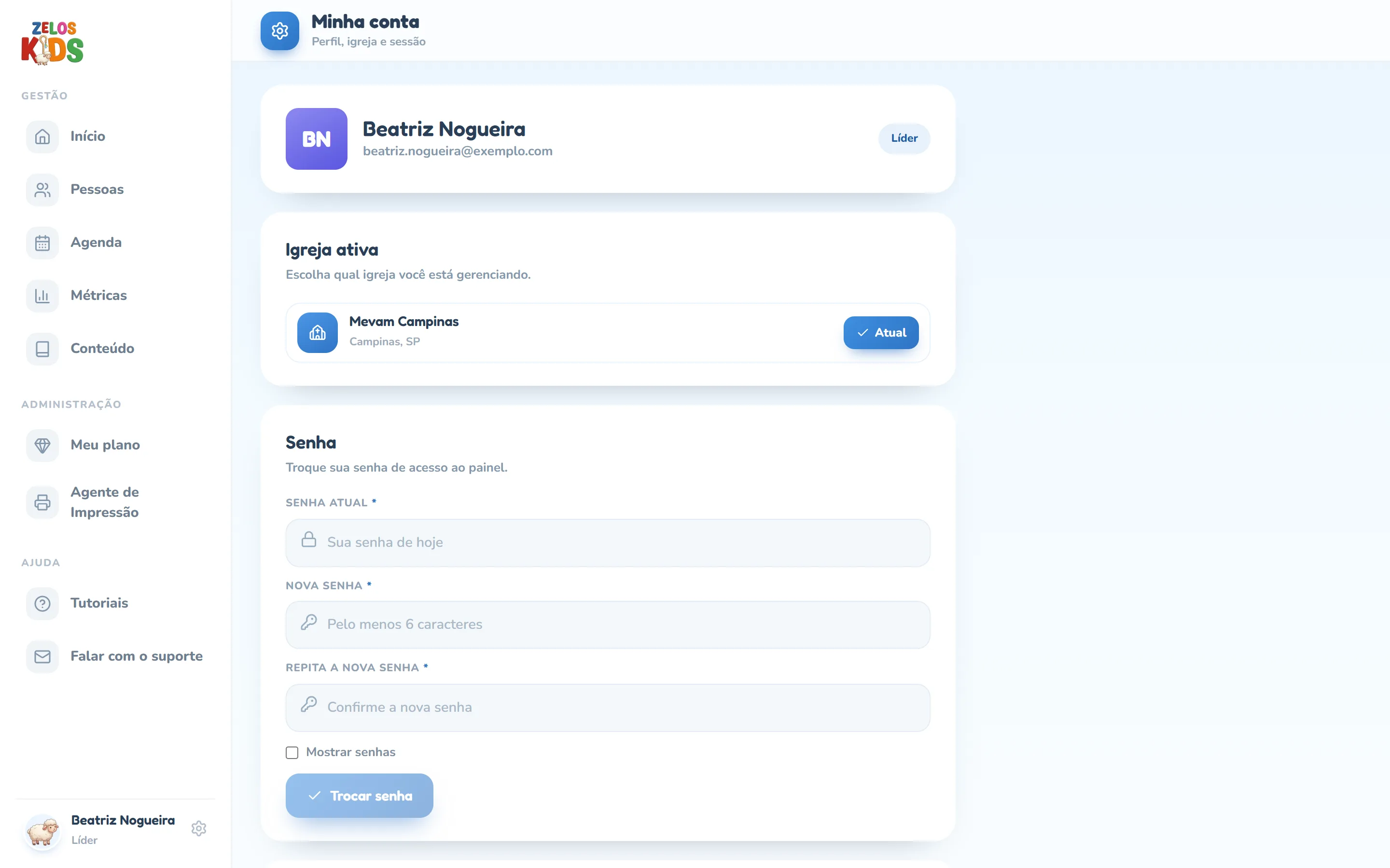 Tela Minha conta no painel, com o subtítulo Perfil, igreja e sessão: cartão com as iniciais, o nome e o e-mail da usuária e o selo Líder à direita; abaixo, o bloco Igreja ativa com a Mevam Campinas e o selo Atual; embaixo, o começo do bloco Senha.
